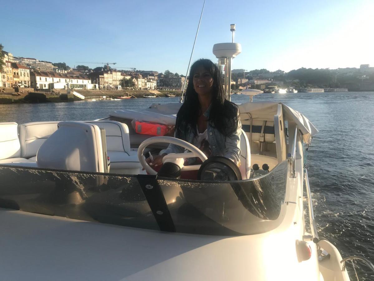 Porto Private Yacht- Accommodation Douro River Bagian luar foto