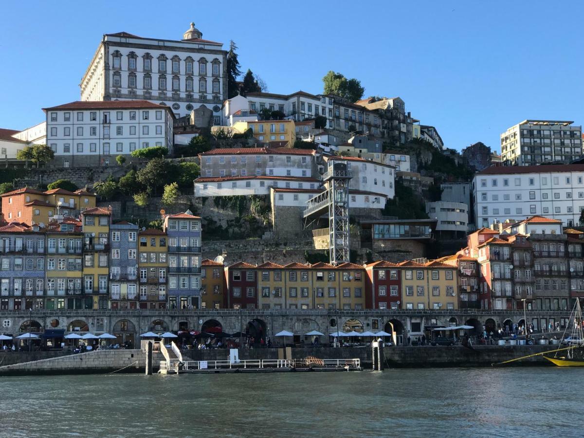 Porto Private Yacht- Accommodation Douro River Bagian luar foto
