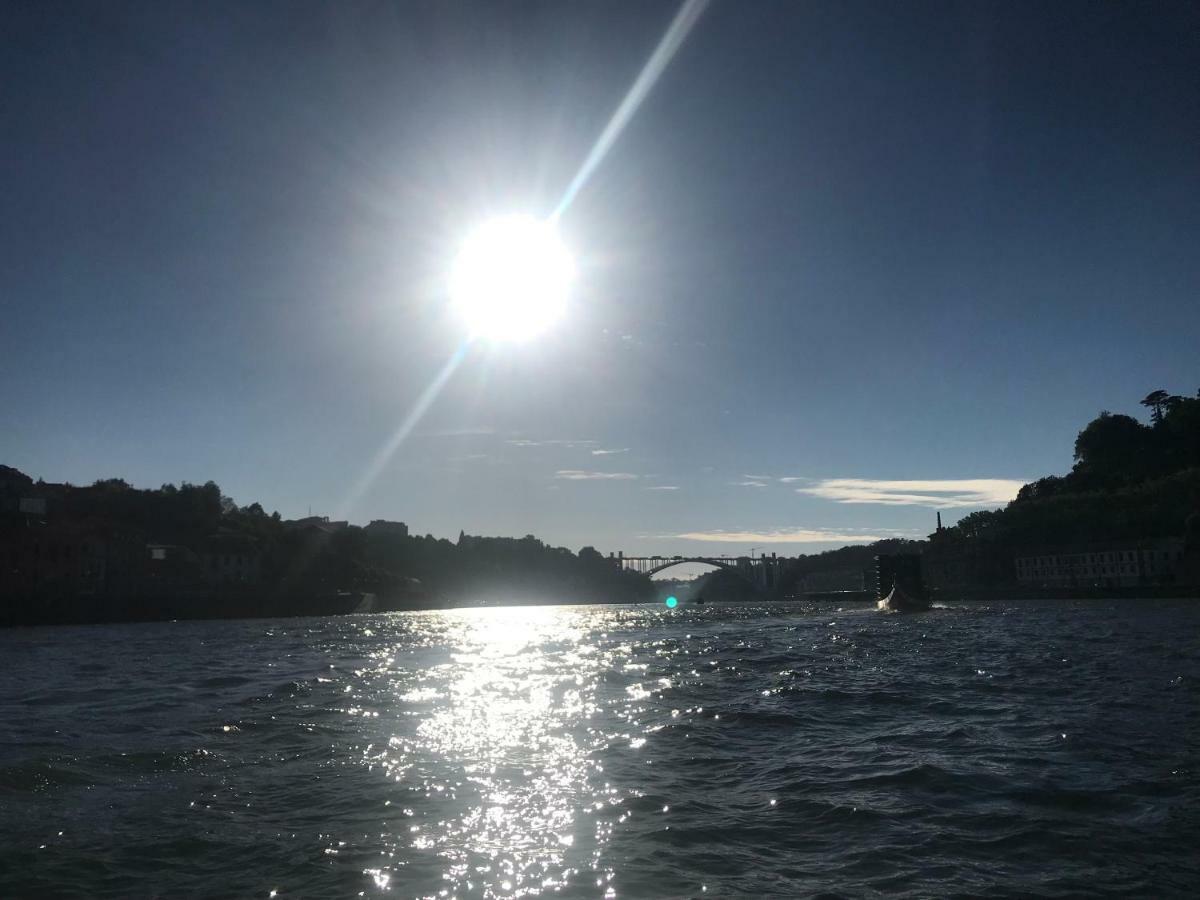 Porto Private Yacht- Accommodation Douro River Bagian luar foto